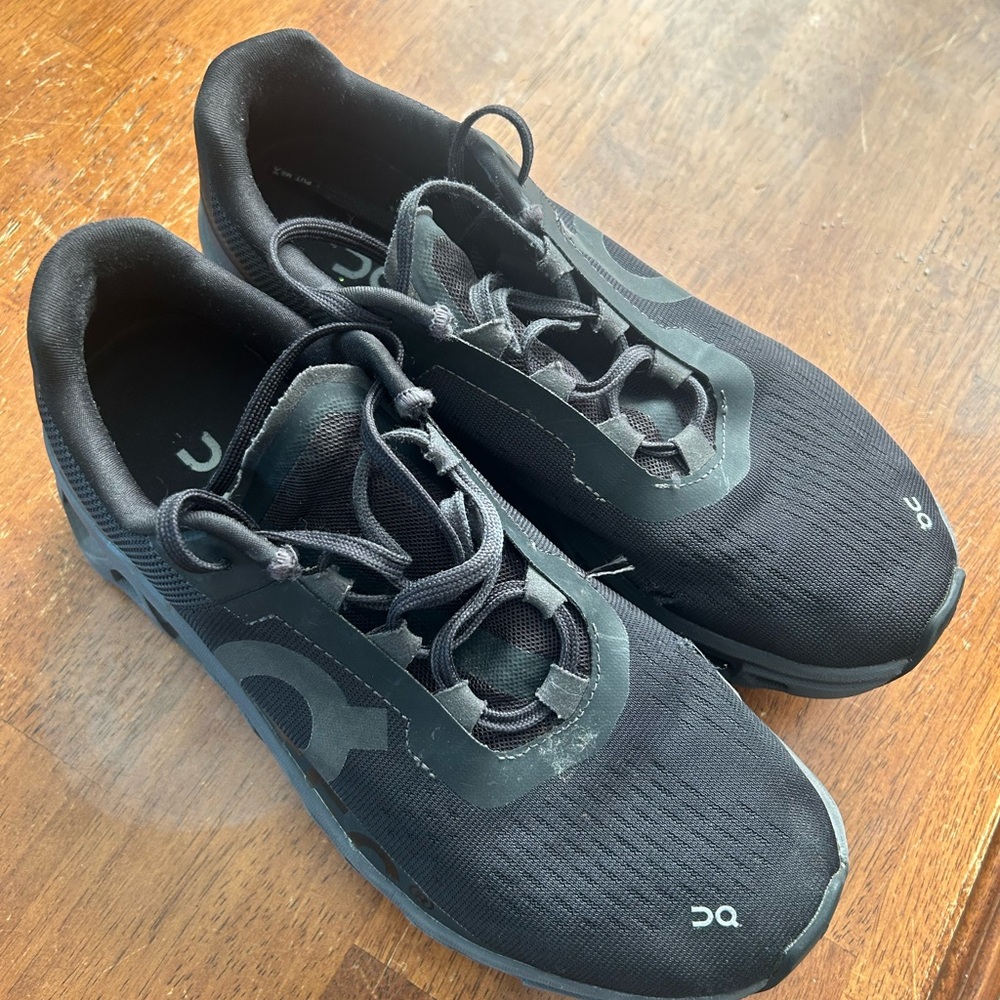 On Running Men's Black Athletic Shoes
